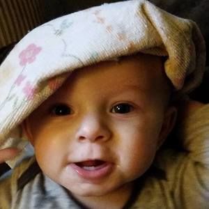 Meet your Posher, Carrie